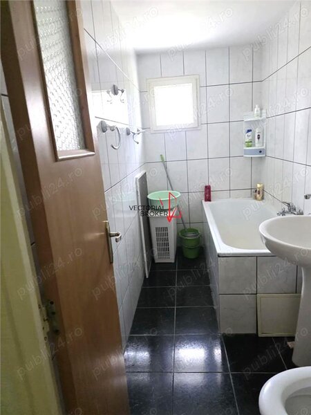 Obor Apartament decomandat, bloc 86, la 5 min de metrou OBOR