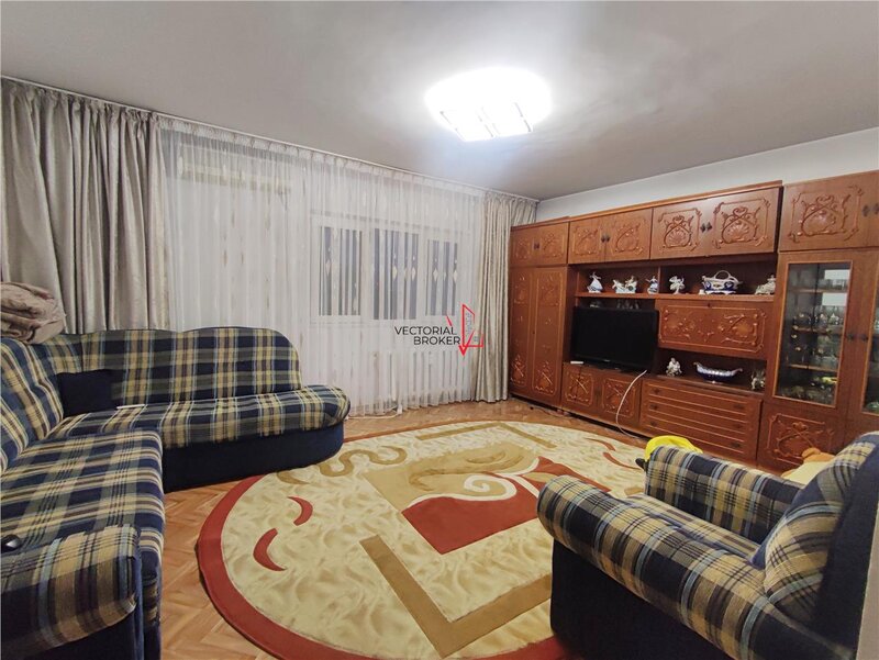 Obor Apartament decomandat, bloc 86, la 5 min de metrou OBOR